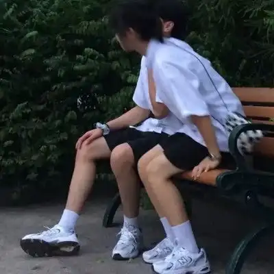 专属情头平时多保存点下面的情头,换情头时才不会那么无助
