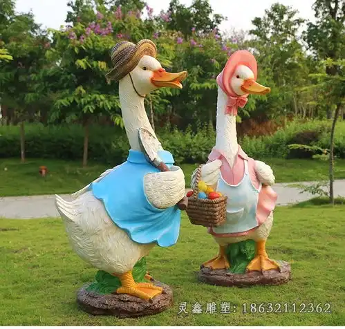 玻璃钢卡通小鸭子雕塑山东树脂雕塑鸭子厂灵鑫雕塑
