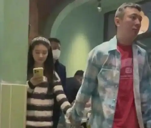 这两位口无遮拦的富二代公子哥,掀开了娱乐圈的遮羞布
