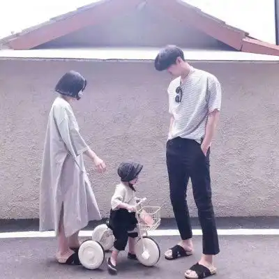 情侣头像微笑如果是为了掩饰,落泪也一样无法挽回
