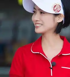 朱茵窗边露肩拍照女神调皮留言称好冷逗乐网友
