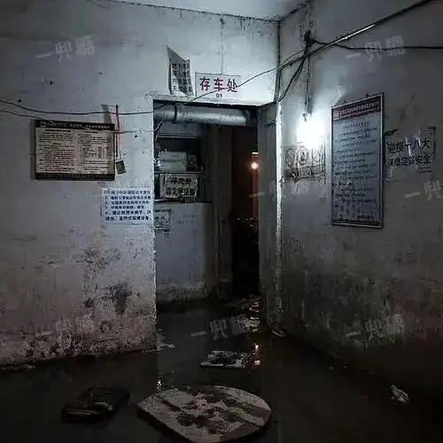 随师父江西南边游历,路遇一家人住着棺材房,见识到了它的可怕
