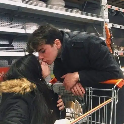 欧美个性情侣头像
