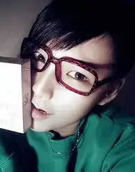 分手的那一天可爱男孩子相片
