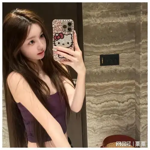 网红懒懒终于入住王思聪豪宅,晒照宣示主权暗示自己是女主人