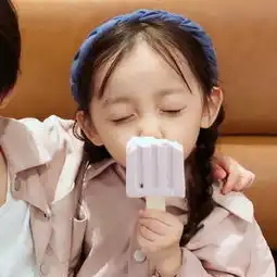 男女情侣头像
