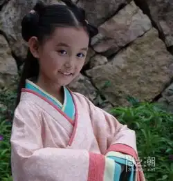 一站到底蒋依依受关注个人资料背景曝光吴磊蒋依依吻戏惊呆观众
