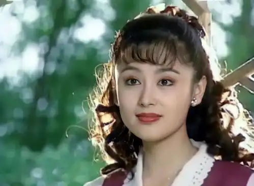 乔欣搞的半永久女鬼妆,拯救了多少内娱糊逼女明星
