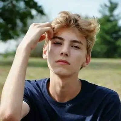 男生头像大全qq头像男生帅气qq头像男生带字腾牛个性网
