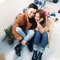 背景图片情侣一对两张微信头像图片大全
