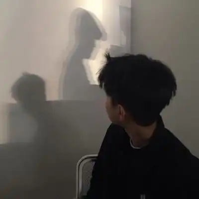 他会情绪失控的好友申请验证
