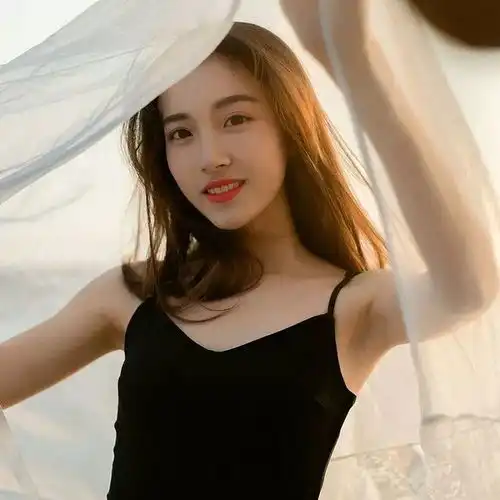 头发尴尬期适合留这几款发型
