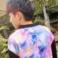 短发情侣头像小清新

