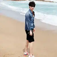 求海边小清新情侣头像有木有
