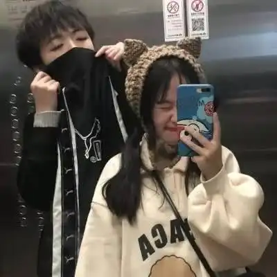 男生暗恋你的3个信号,姑娘再装傻了,臭弟弟飞走了
