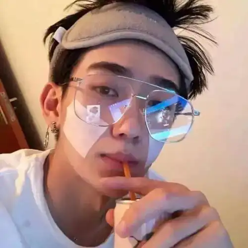 男生头像我来找你了这句话真让人羡慕
