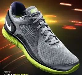 nike这双鞋子下图鞋子前面有没有nike标志