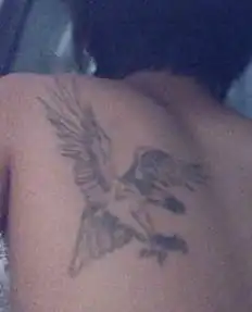 后肩什么纹身比较好看
