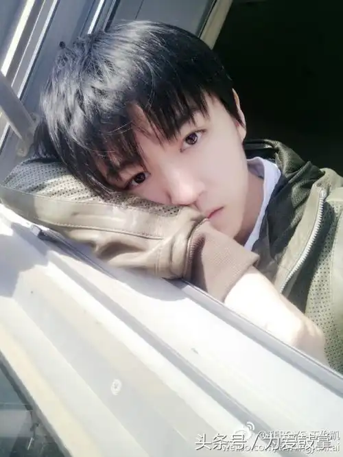 王俊凯记录你所给我的一切好哭是怎么回事,关于王俊凯我会伤心的的新消息多特软件资讯
