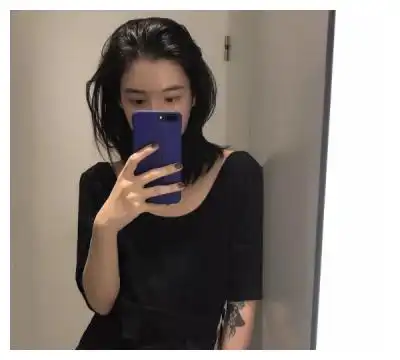 爆笑段子怕惹祸上身,只能默默的脱下鞋
