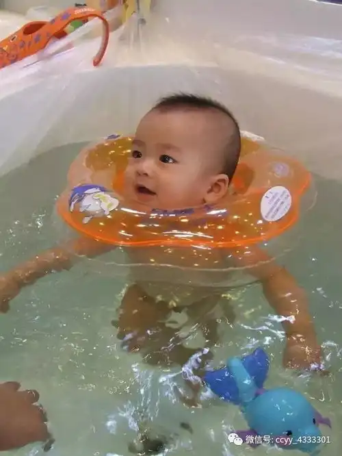 宝宝冬季时该做的一项运动游泳