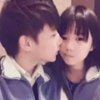 难分难离的情侣头像2014我们要天天在一起

