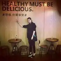 2015很火的qq情侣头像
