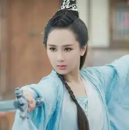 周冬雨拒演古装绝世美人,网友隔空喊话杨紫唐艺昕,学学
