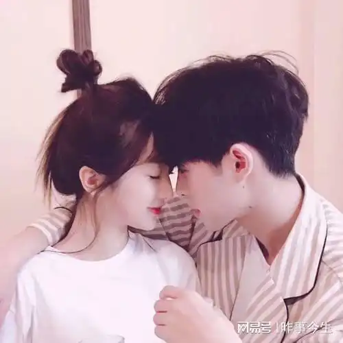 女生想约你的三种表现,直男必备,早知道早幸福
