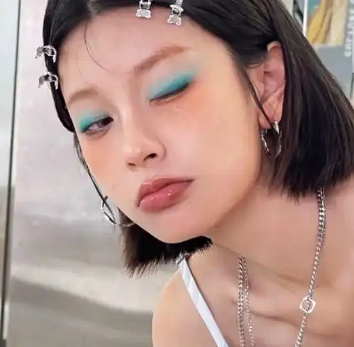 ins酷gril女头
