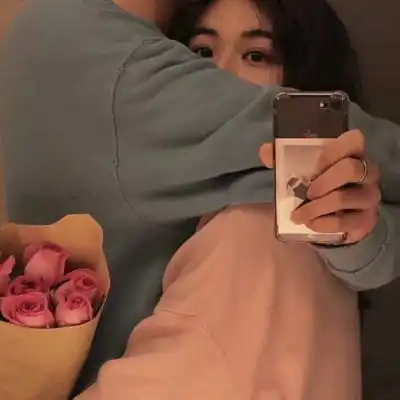 每一句你在干嘛的背后,都藏情侣头像我要个性网

