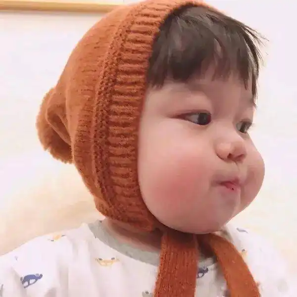 绝美头像世界那么大我们去吃吃看
