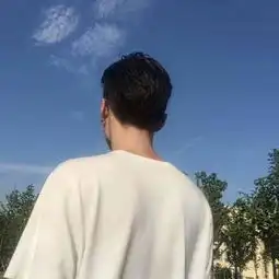 大哥哥你很帅
