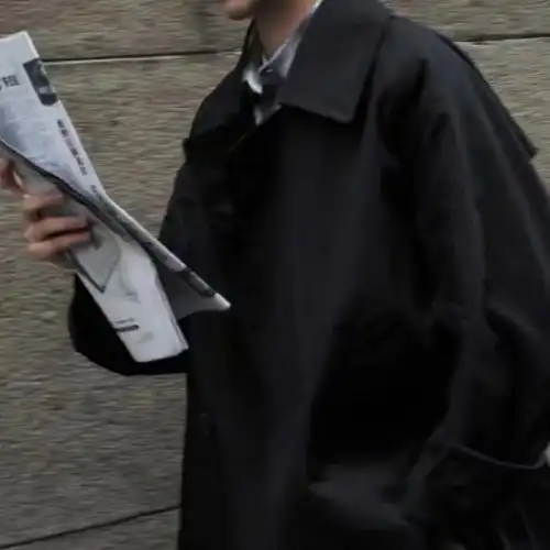 高质量男头我开始享受,吹风,听歌,一个人
