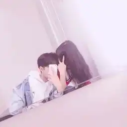 清新意境的小情侣头像一对儿单纯的想爱你
