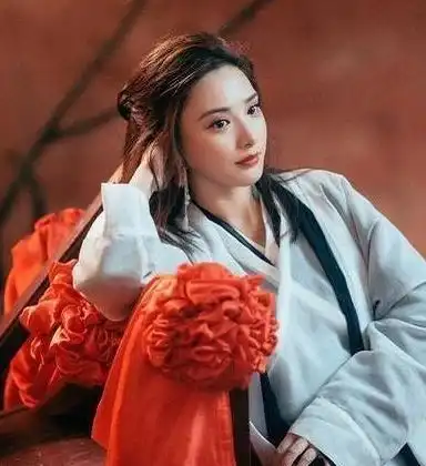 女明星cos紫霞彭小苒绝美,贾玲凑热闹,看到鞠婧祎不愧是你
