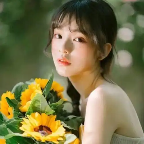 这波绿色系女生头像送给你
