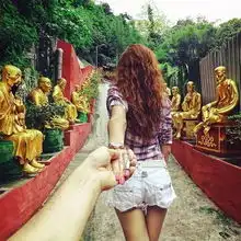组图俄罗斯情侣牵手照片followme走红