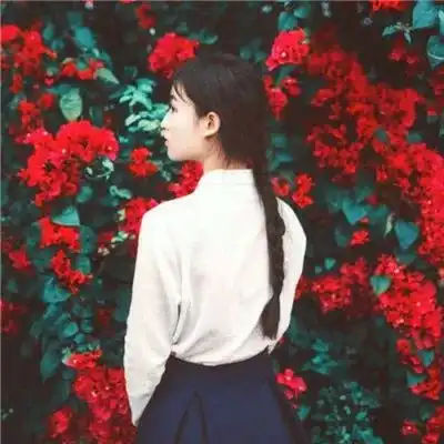 谁能一眼看出图中的6个字谁看出来谁就还年轻
