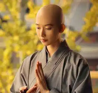 19岁年轻尼姑几句话,只看到第一句我就震惊了
