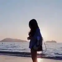 17岁清纯少女图片头像背影图微信头像图片大全
