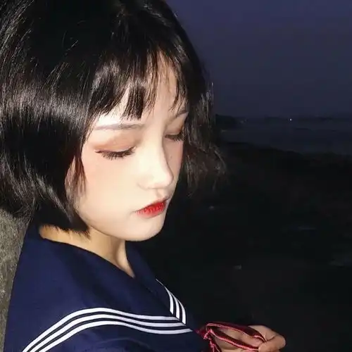这4个星座女占有欲强的可怕,狮子座能不能不要控制人
