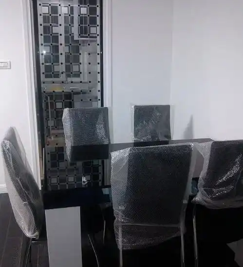老公独自装修的婚房,满屋黑白色,看完我快要哭了,这还能住吗
