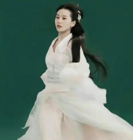 狐妖小红娘组讯已出刘诗诗演东方淮竹,男主状态惹争议