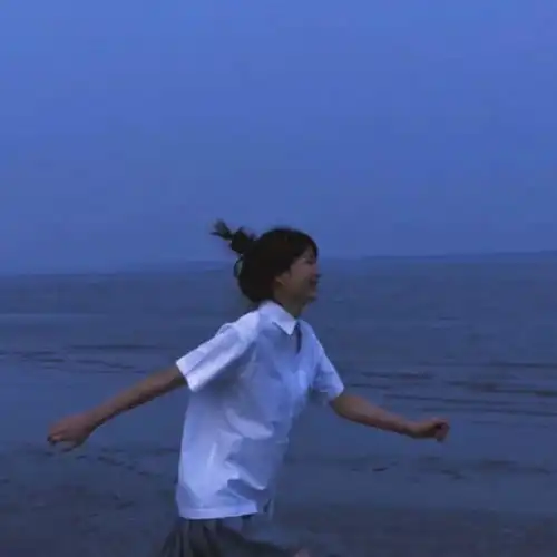 头像成年人总依赖天气预报
