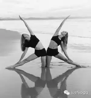 partneryogaonvalentinesdayjustyoga情人节,双人瑜伽
