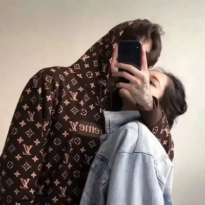 情头像情侣双人两张甜一对两张可爱超甜的情头
