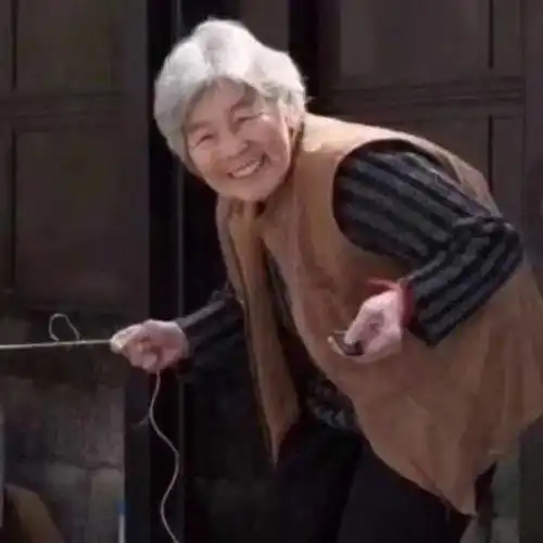 今日份超甜的情侣头像
