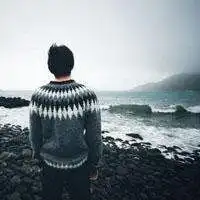 海边落寞背影头像微信头像图片大全
