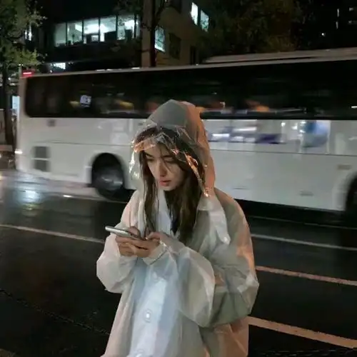 给离开的人的伤感留言

